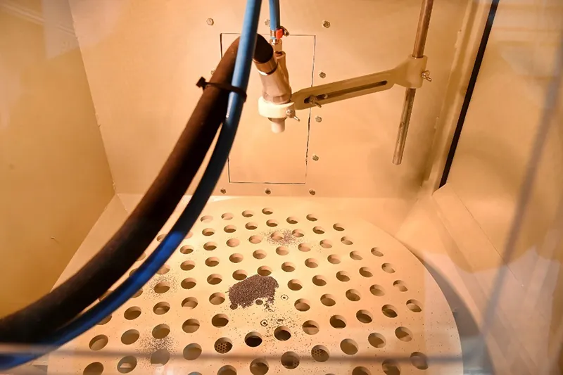 ブラストキャビネット BS-2A型 吸引式